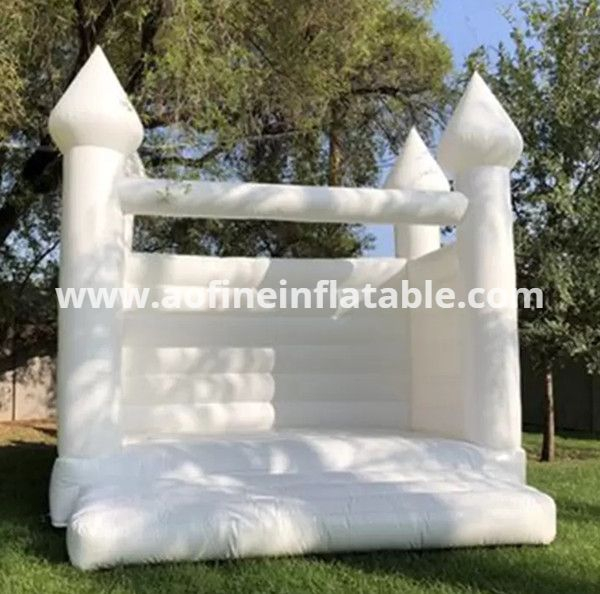 White Bounce House Afc64